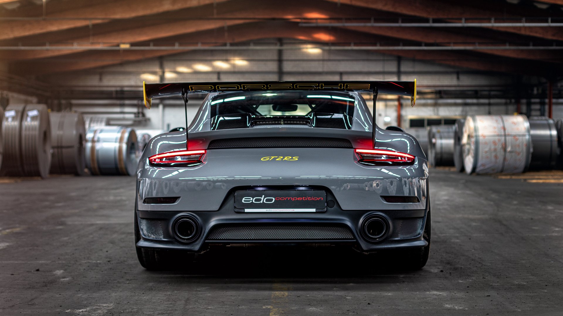 “马科斯·梅特罗的速度与敏捷,成为阿根廷美洲狮队防守的核心力量”