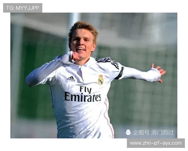 奥斯梅恩接横传低射得分