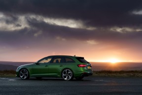 爱游戏app下载-布莱顿利用定位球制造持续威胁，布莱顿首发