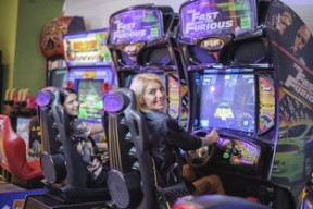 爱游戏体育app网页版下载-未来科技：虚拟观赛体验增强与沉浸感，未来战场虚拟现实竞技中心