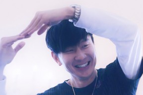 爱游戏综合娱乐-乒乓球新星首秀表现惊艳，乒坛新秀