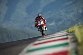 爱游戏电竞同步-CBA球队多方合作 推动篮球运动普及，与cba合作的企业